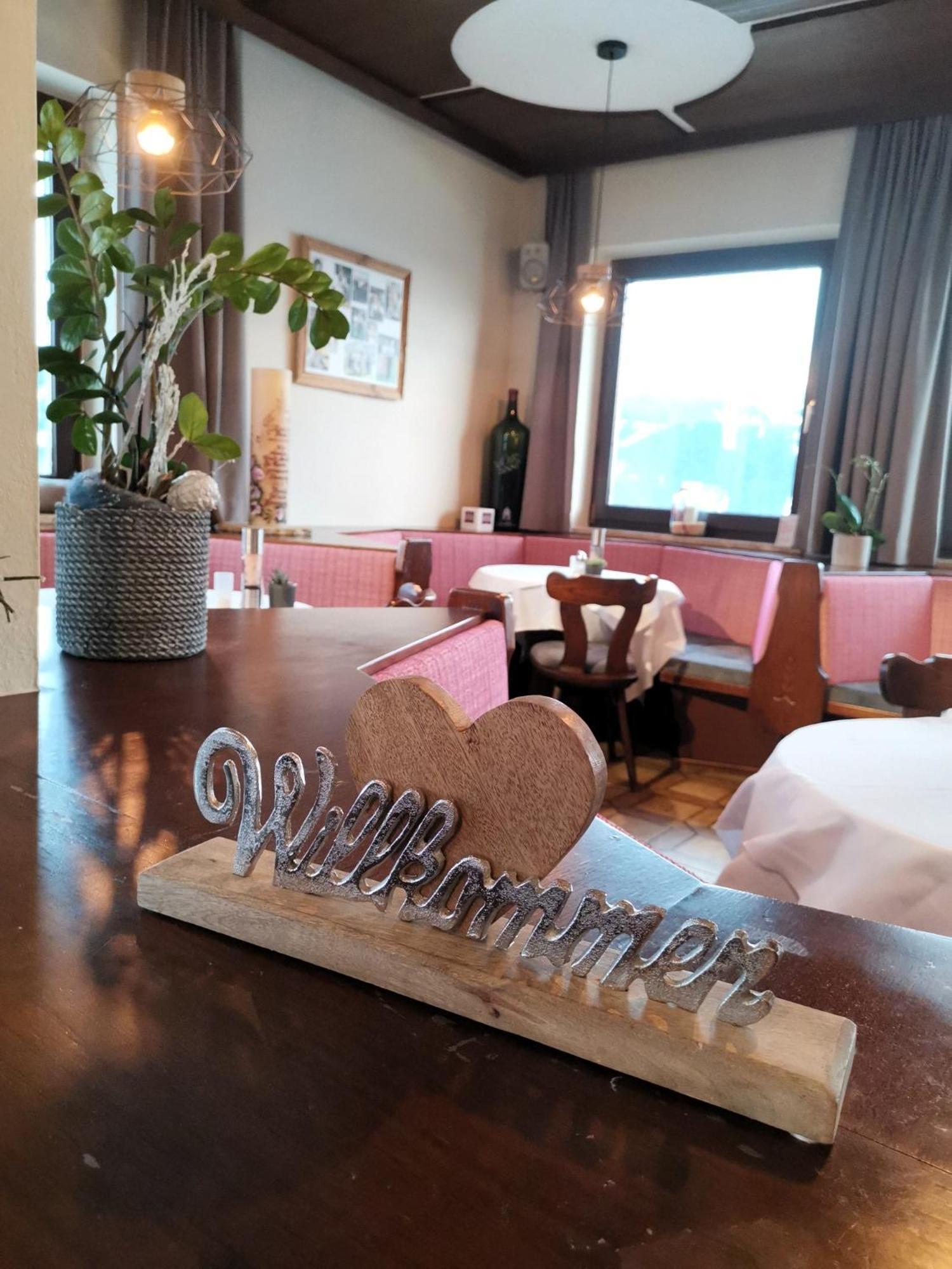 שלאדמינג Hotel Pariente מראה חיצוני תמונה