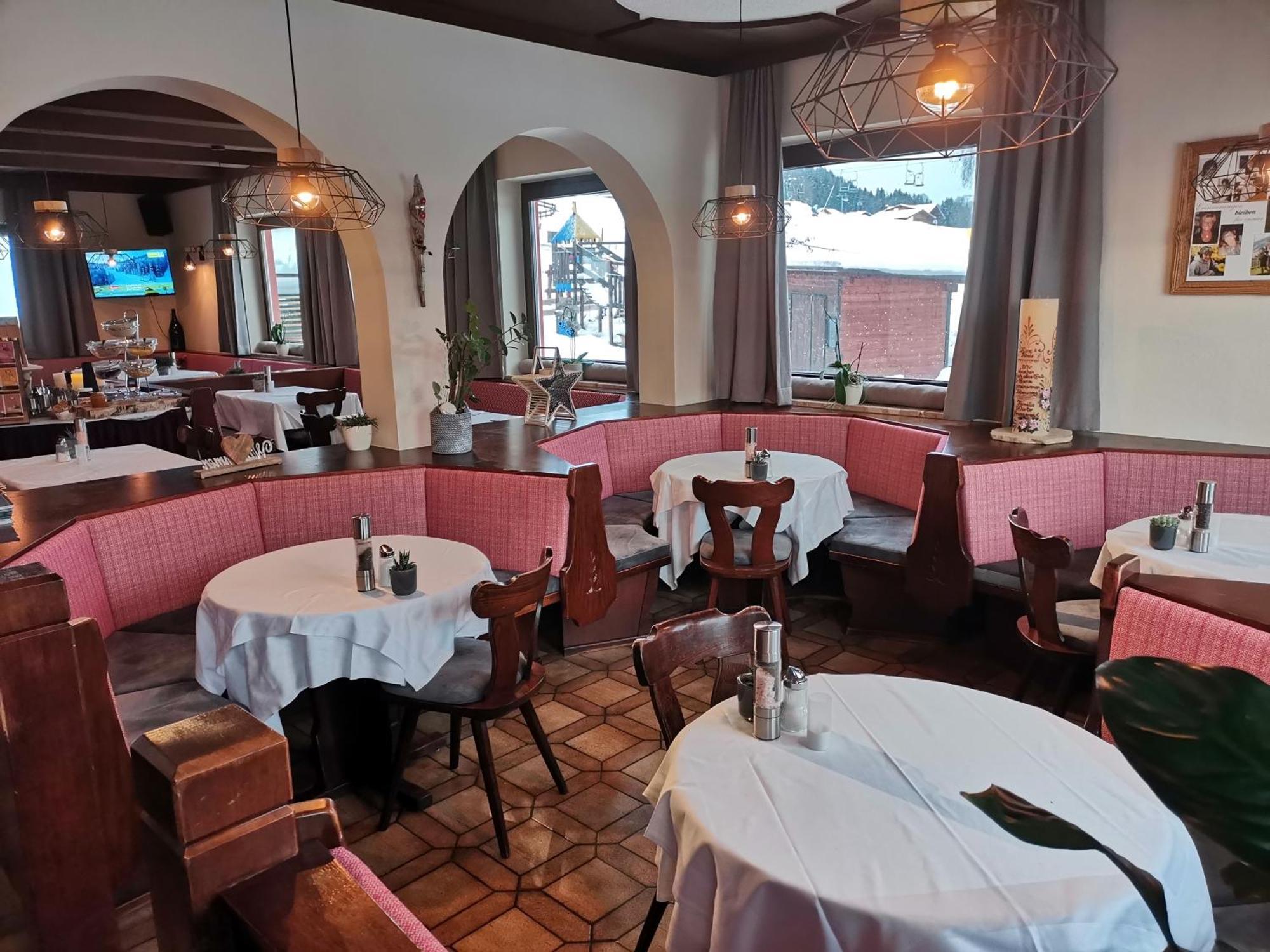 שלאדמינג Hotel Pariente מראה חיצוני תמונה